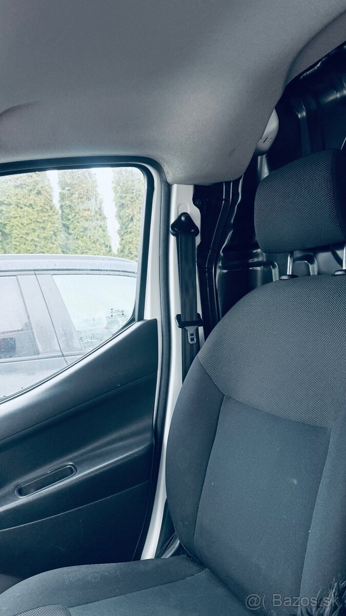 Nissan e-NV200 – 100 % ELEKTRO | TOP VÝBAVA | PRVÝ MAJITEĽ - 13