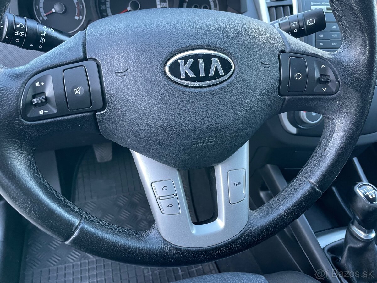 Kia Ceed SW 1.4 CVVT, 2011, 1. Majiteľ - 13