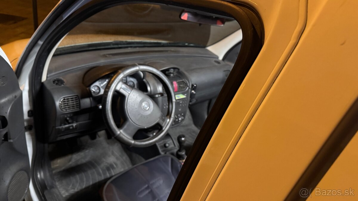 Opel Combo C 1.7 CDTI - 13
