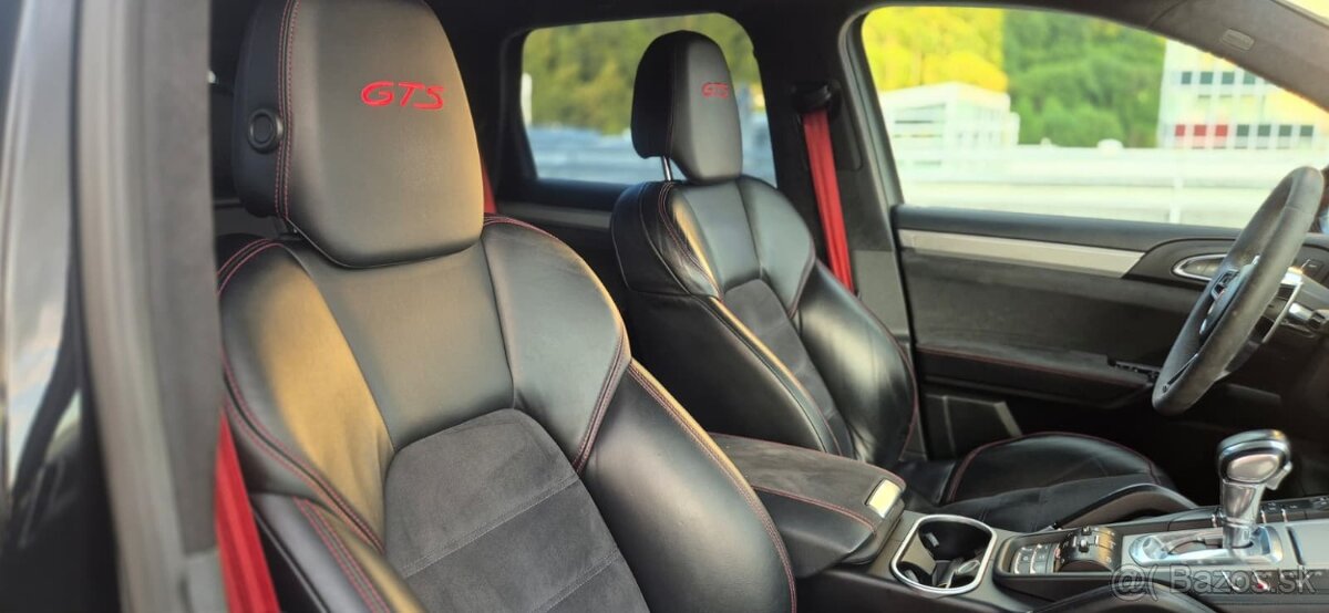 PORSCHE CAYENNE 3.6 GTS - 13