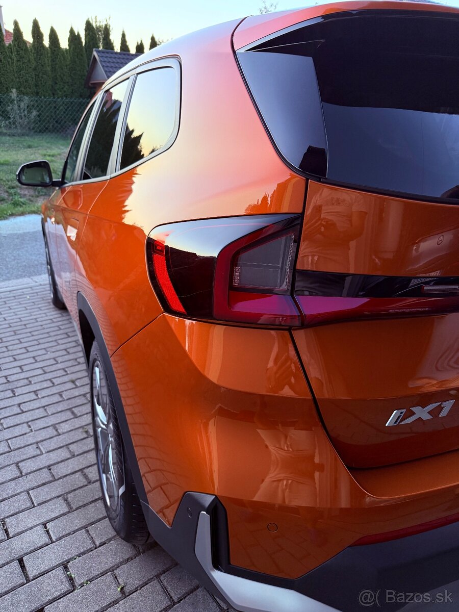 BMW iX1 xDrive30 - 13