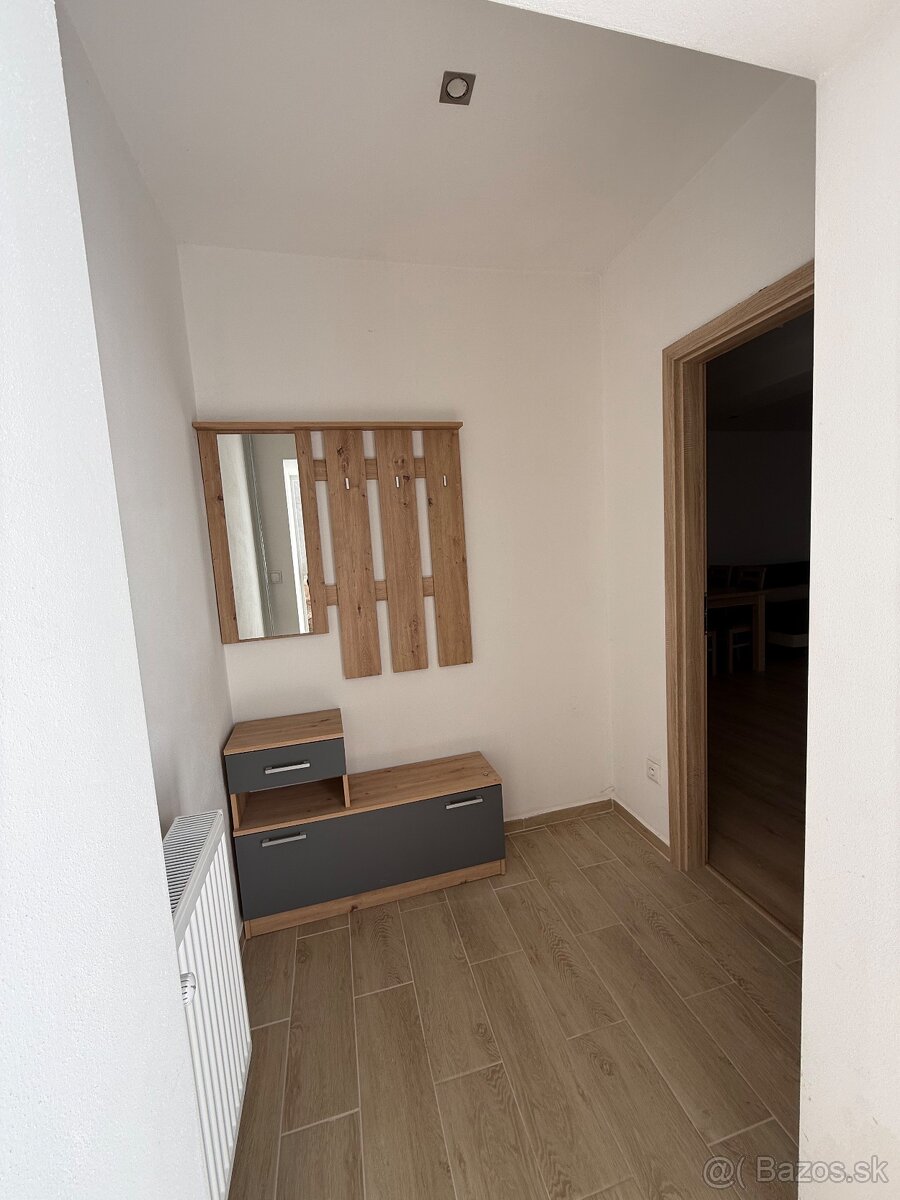 3 IZBOVÝ BYT NA PRENÁJOM 85m2 - 13