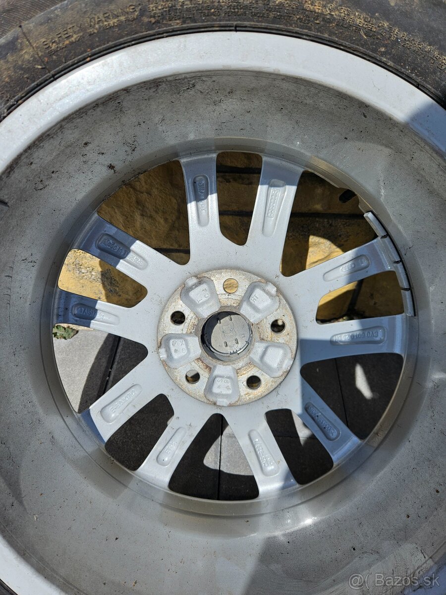 Audi A3 205/50 R17 - 13