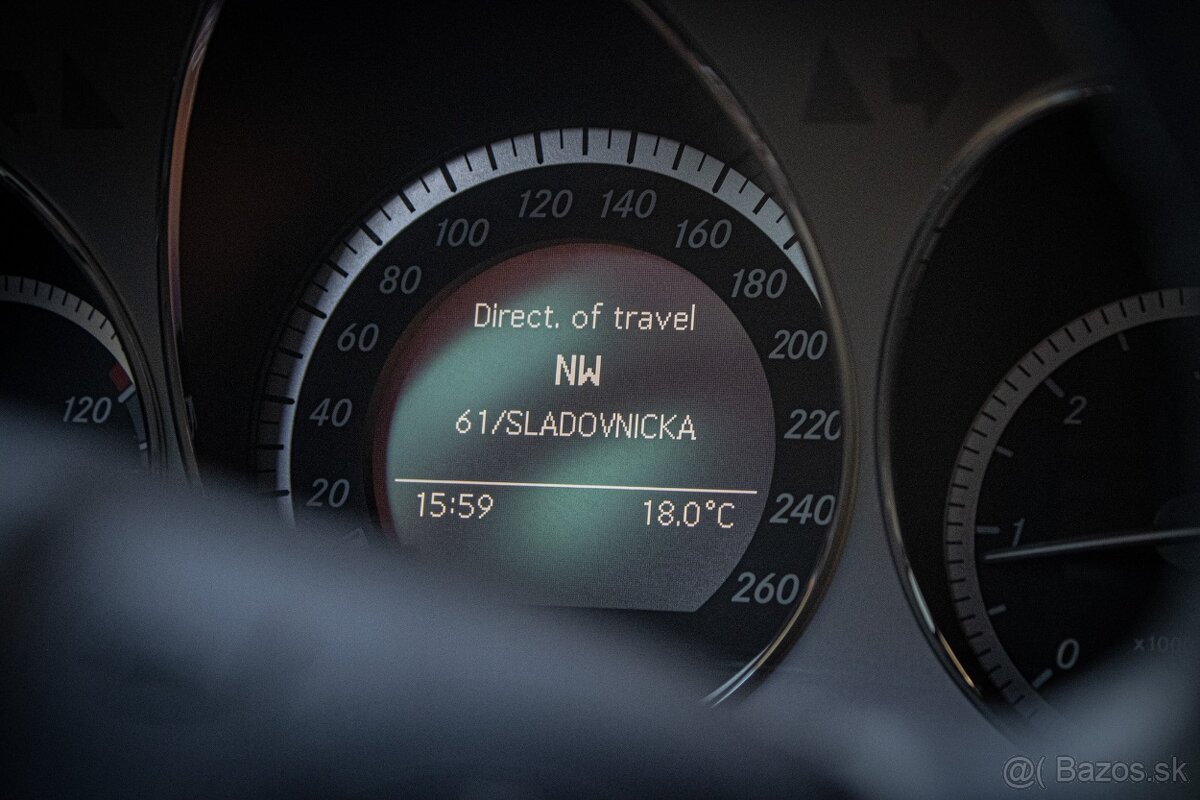 Mercedes-Benz C trieda Kombi 220 CDI Elegance 120kW - 13