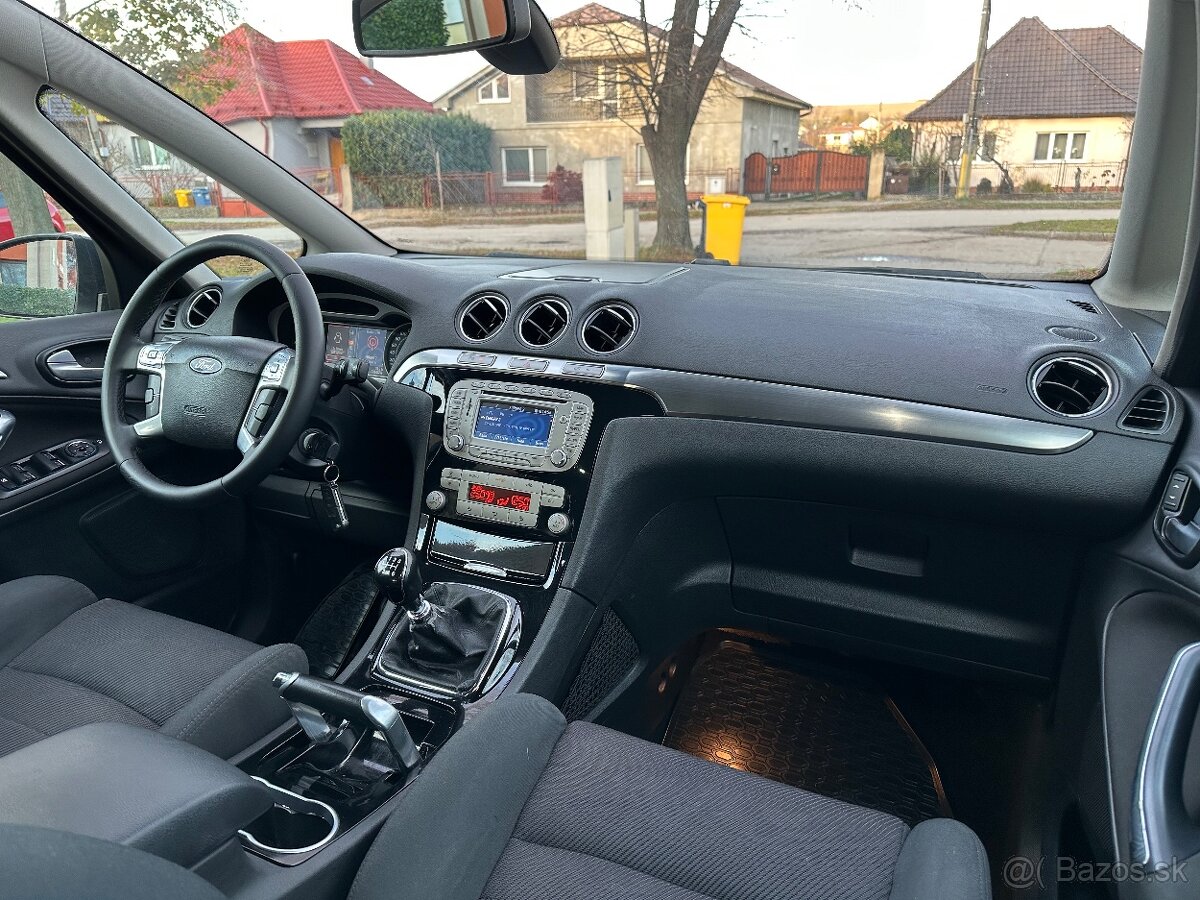 Ford S-Max Titanium 2,0Tdci 103Kw 140Ps Rv:2010 7Miestny - 13