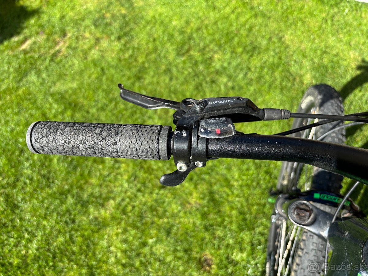 Horský bicykel GT - 13