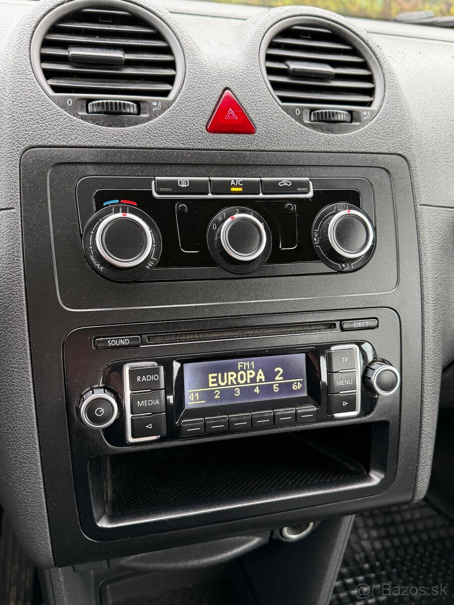 Vokswagen Caddy 1.6 TDI 5 miestne - 13