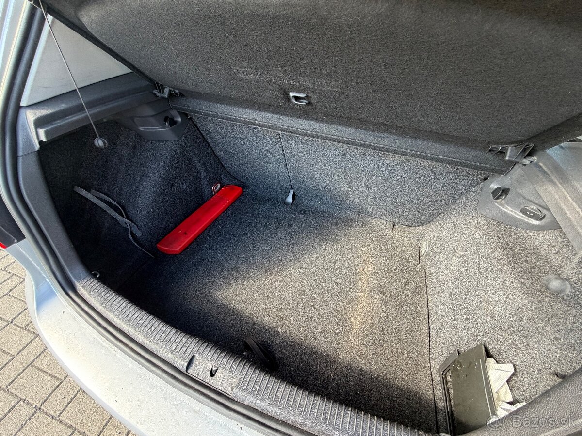Volkswagen Golf 5 - 13