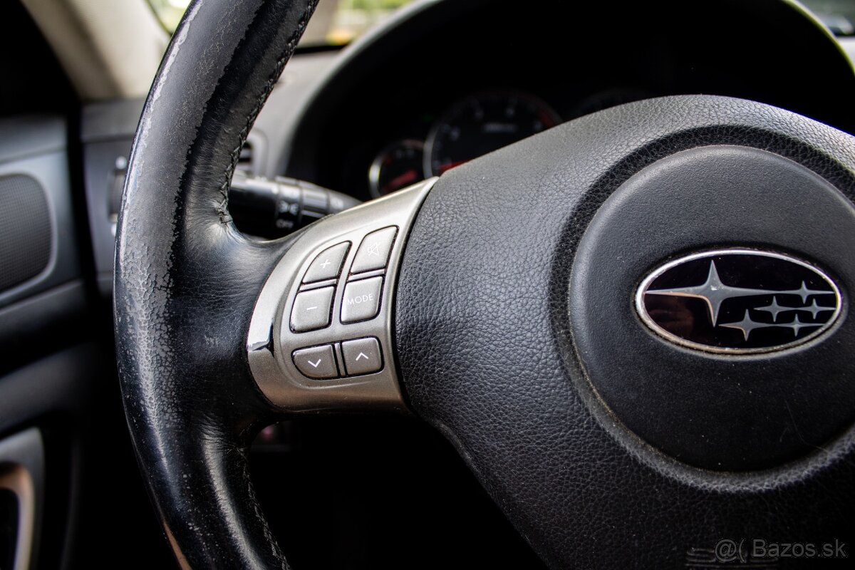 Subaru Legacy 2009 - 13