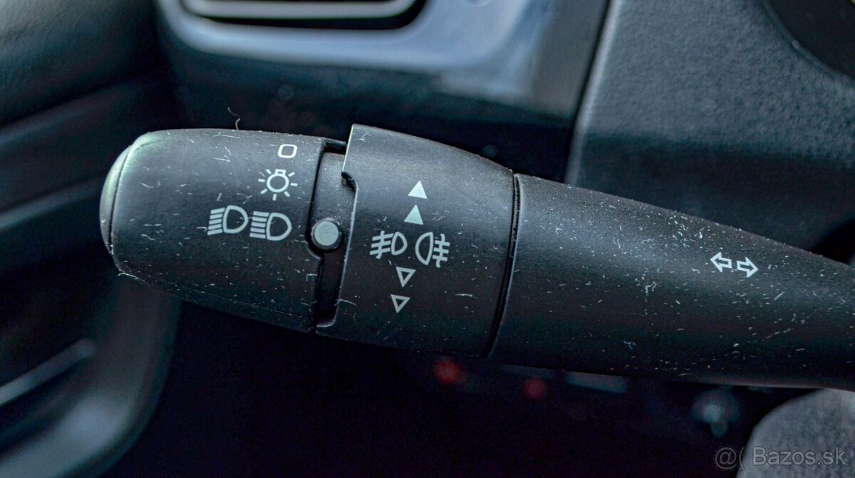 Peugeot 301 1.2 PureTech Allure - 13