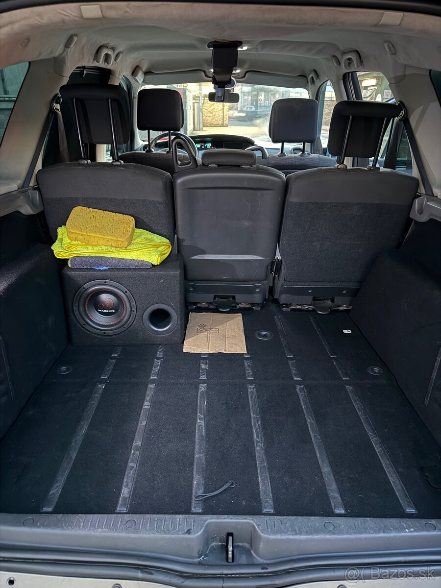 Renault Grand Scenic 2 - 13