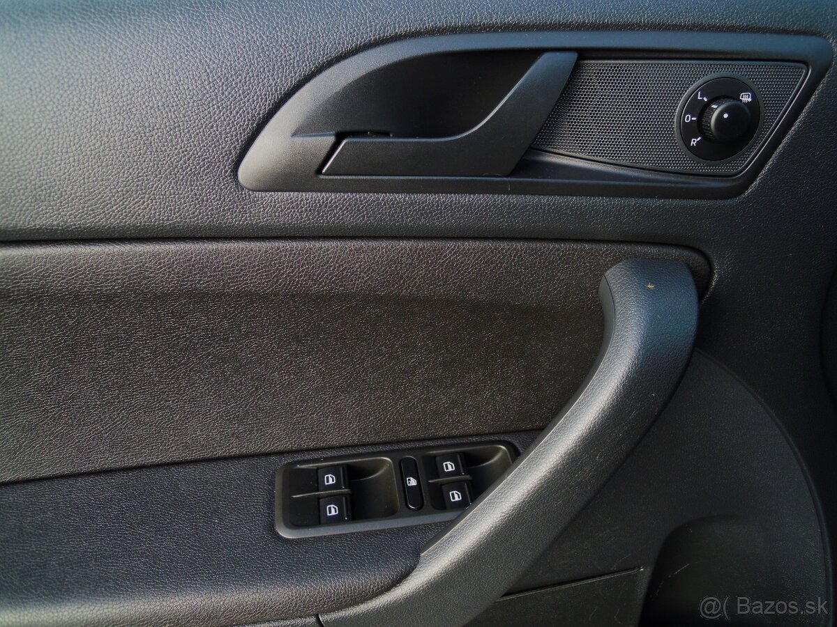 Škoda Yeti, 1.4TSi BEZ KOROZE - SERVIS - 13