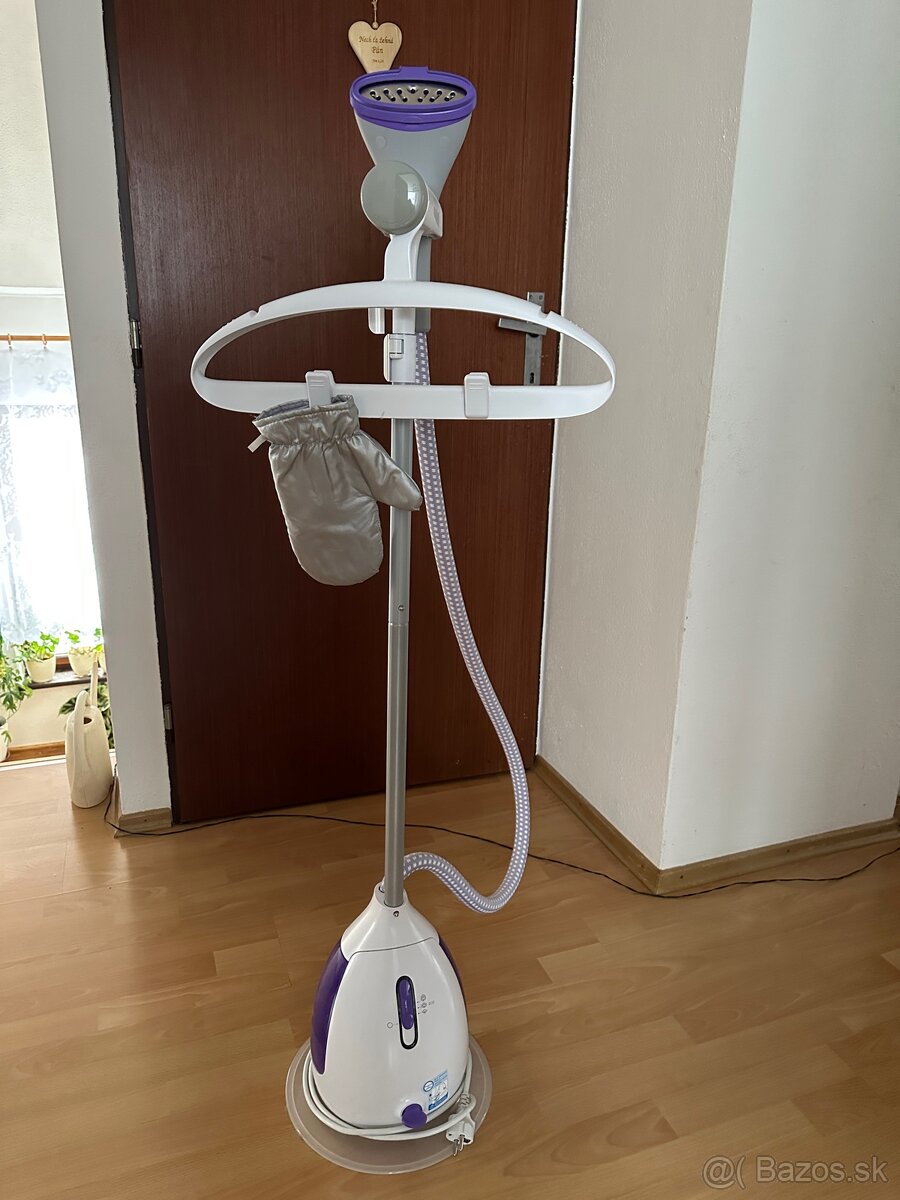 Stojanový naparovač odevov Philips DK, BA, balík - 13