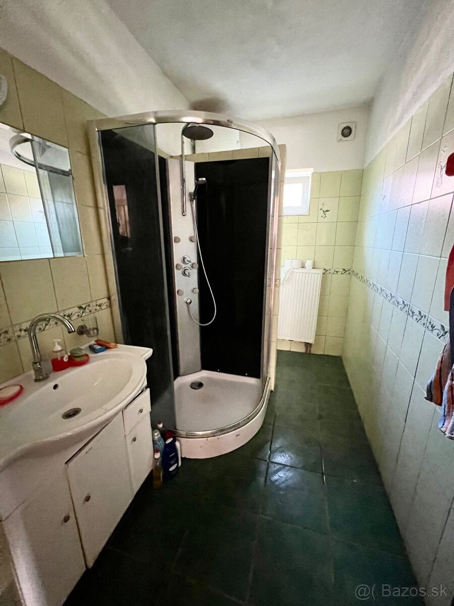 Na predaj 4 izbový rodinný dom, Černík - 13