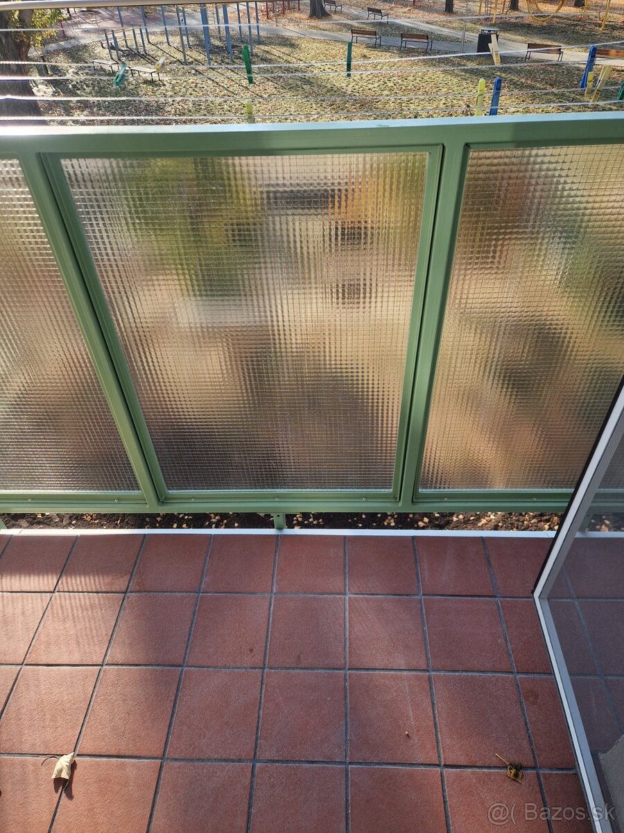 Ojedinelý, slnečný 1-i byt v tehlovom dome - 13