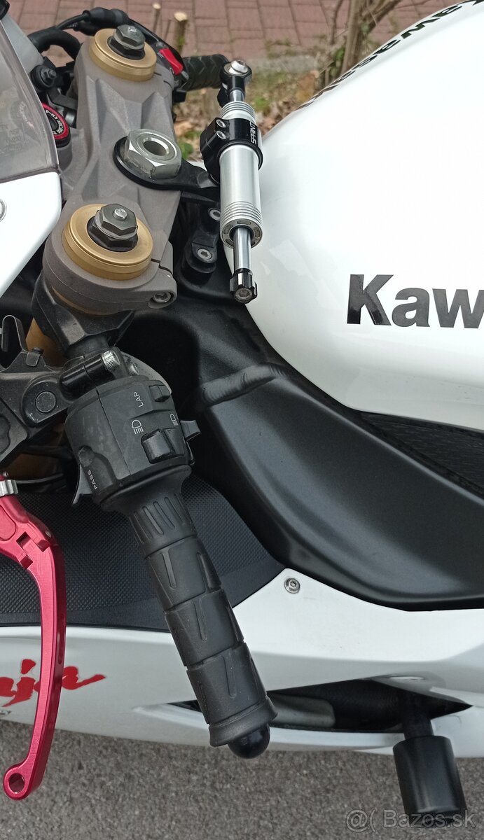 Kawasaki Ninja ZX-6R - 13