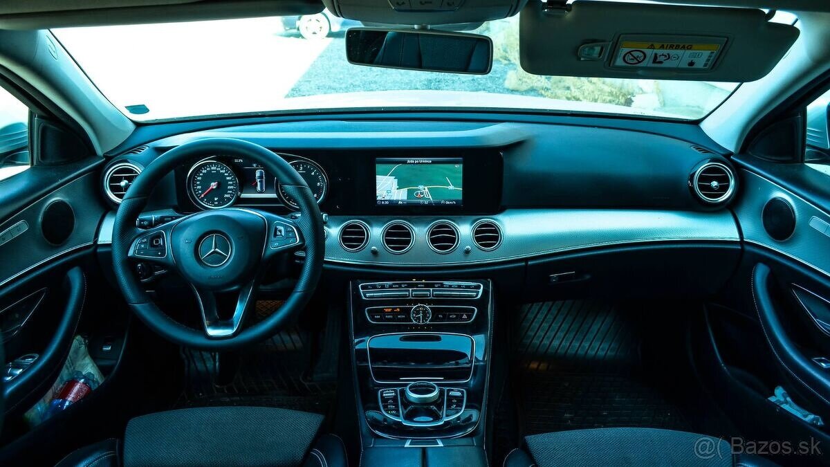 Mercedes-Benz E trieda Kombi 220 d A/T - 13