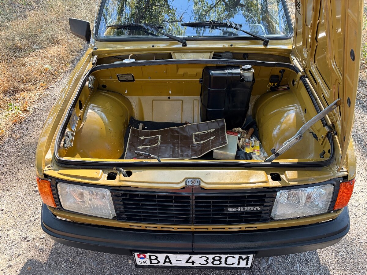 Škoda 120L - 13