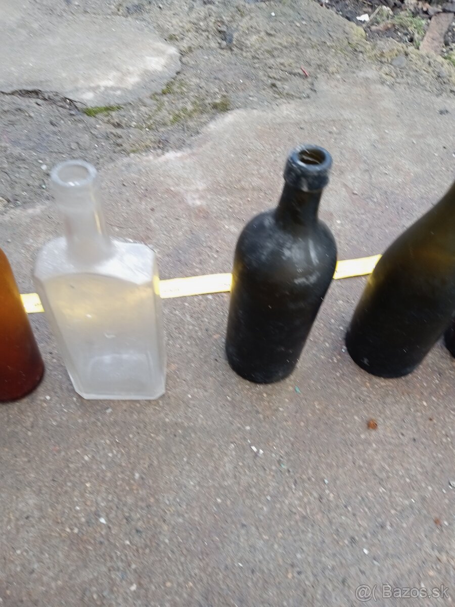 Staré fľaše na dekoráciu - 13