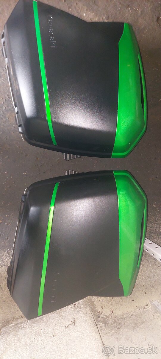 Kawasaki Z1000SX - 13