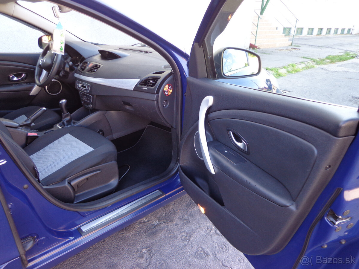 Renault Fluence 1.6i 16v,81kw,M5 - 13