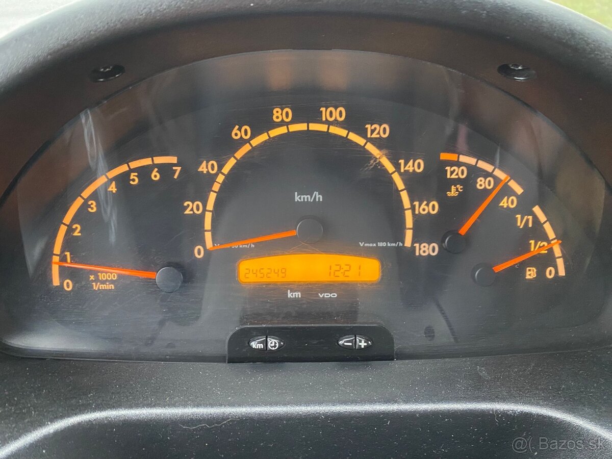 Mercedes-Benz Sprinter 208CDI 2.2 2003 - 13