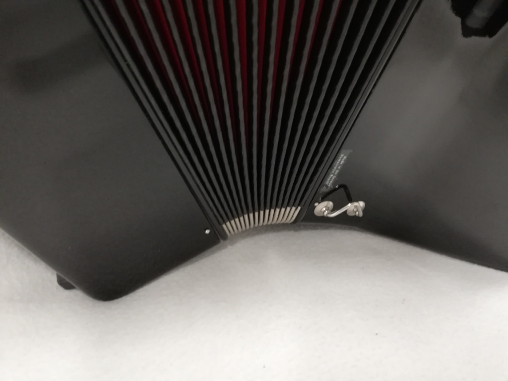 akordeon Weltmeister Caprice 120 basovy - 13