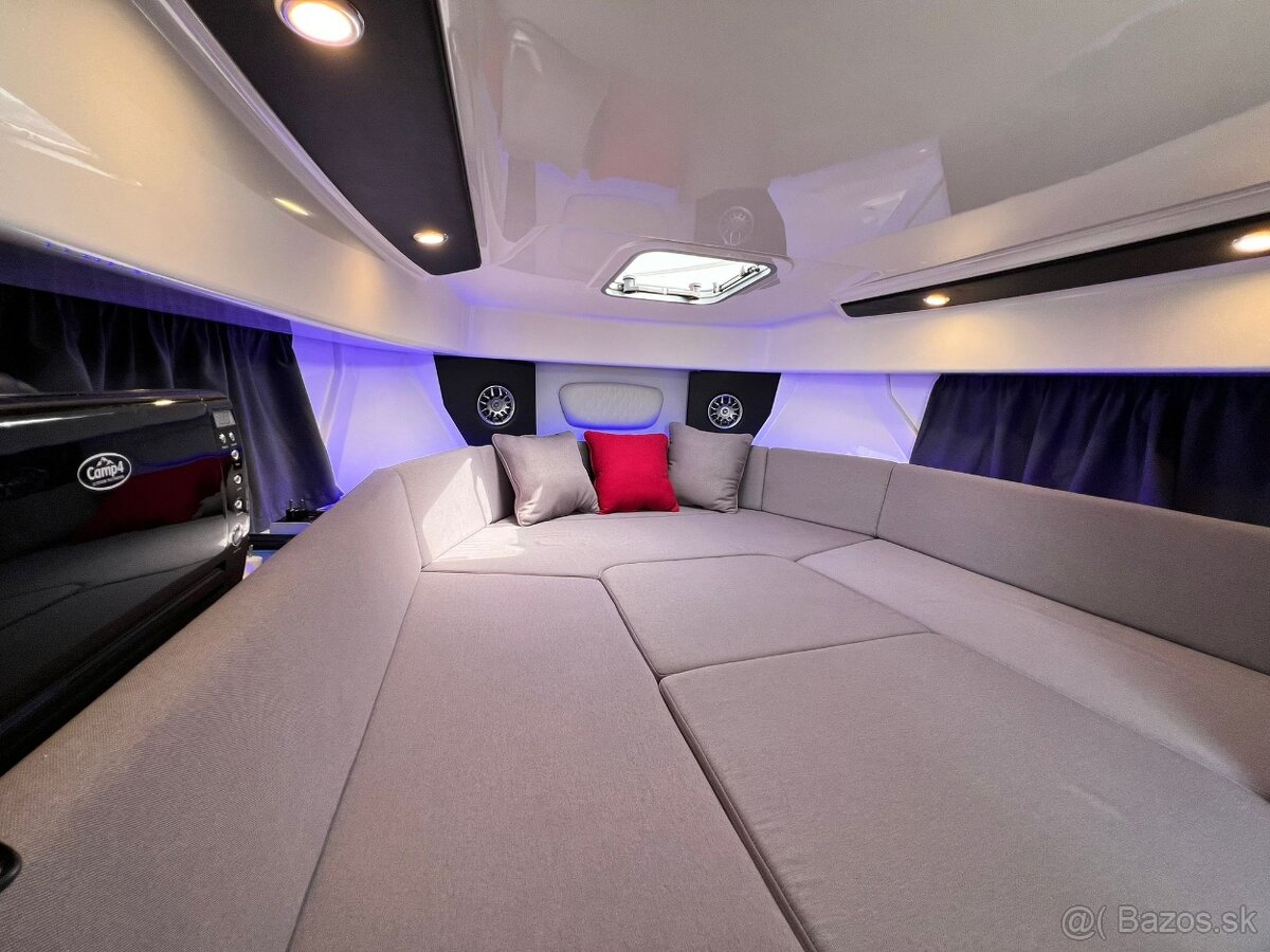 Karnic SL800 loď - 13