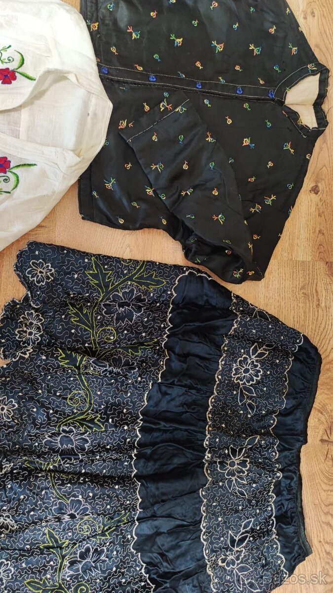 Staré Slovenské kroje 1. - 13