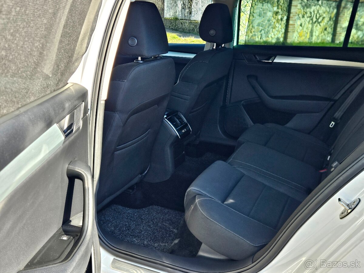 Škoda Superb Combi 2.0 TDI Ambition DSG - 13