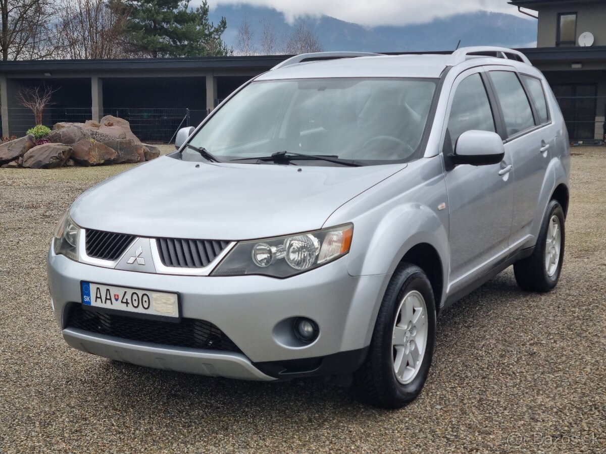 MITSUBISHI OUTLANDER 2,0Di-D 4x4 - 13
