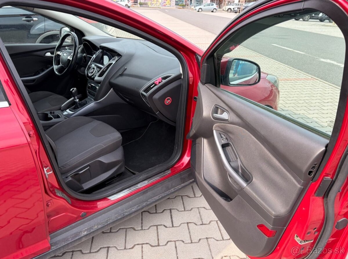 Ford Focus 1.6 EB 110kw TOP VÝBAVA - 13