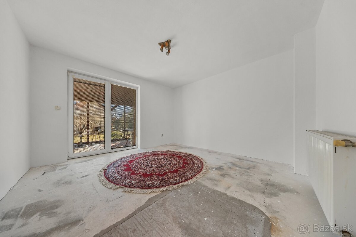 4-IZBOVÝ RODINNÝ DOM S GARÁŽOU, ZIMNOU ZÁHRADOU A PIVNICOU - 13