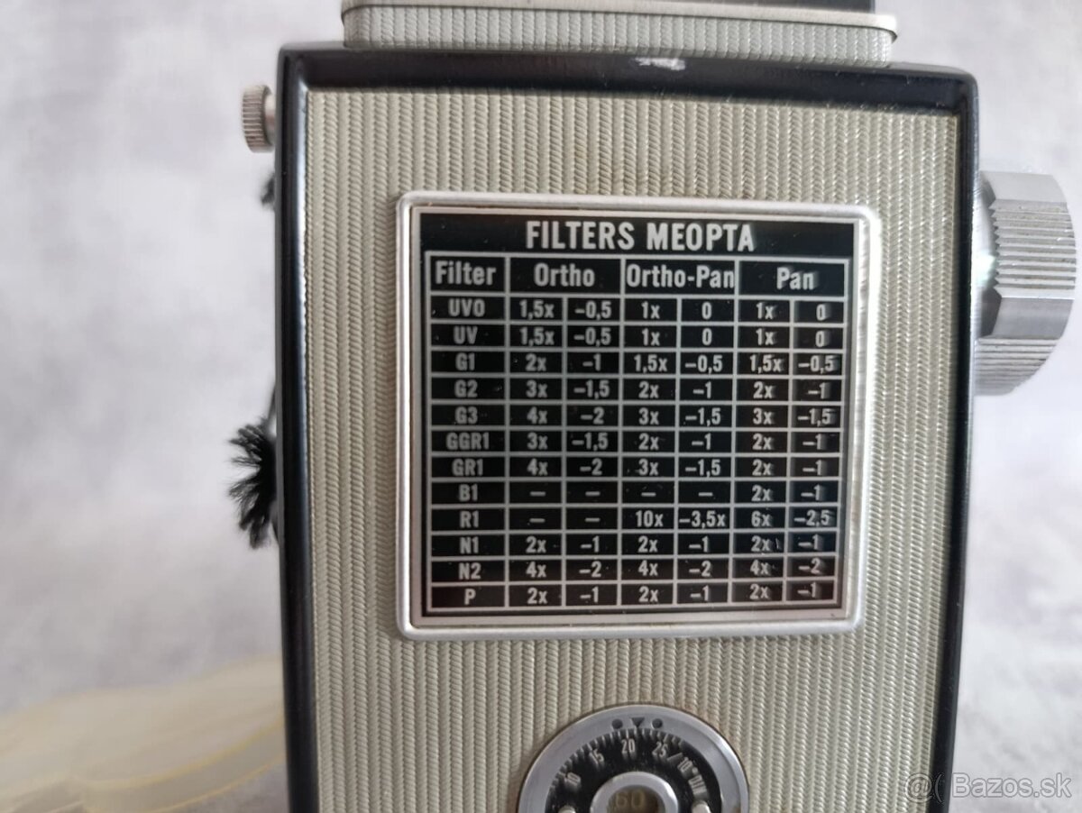 Starý československý fotoaparát Flexaret VII s krabici a pou - 13