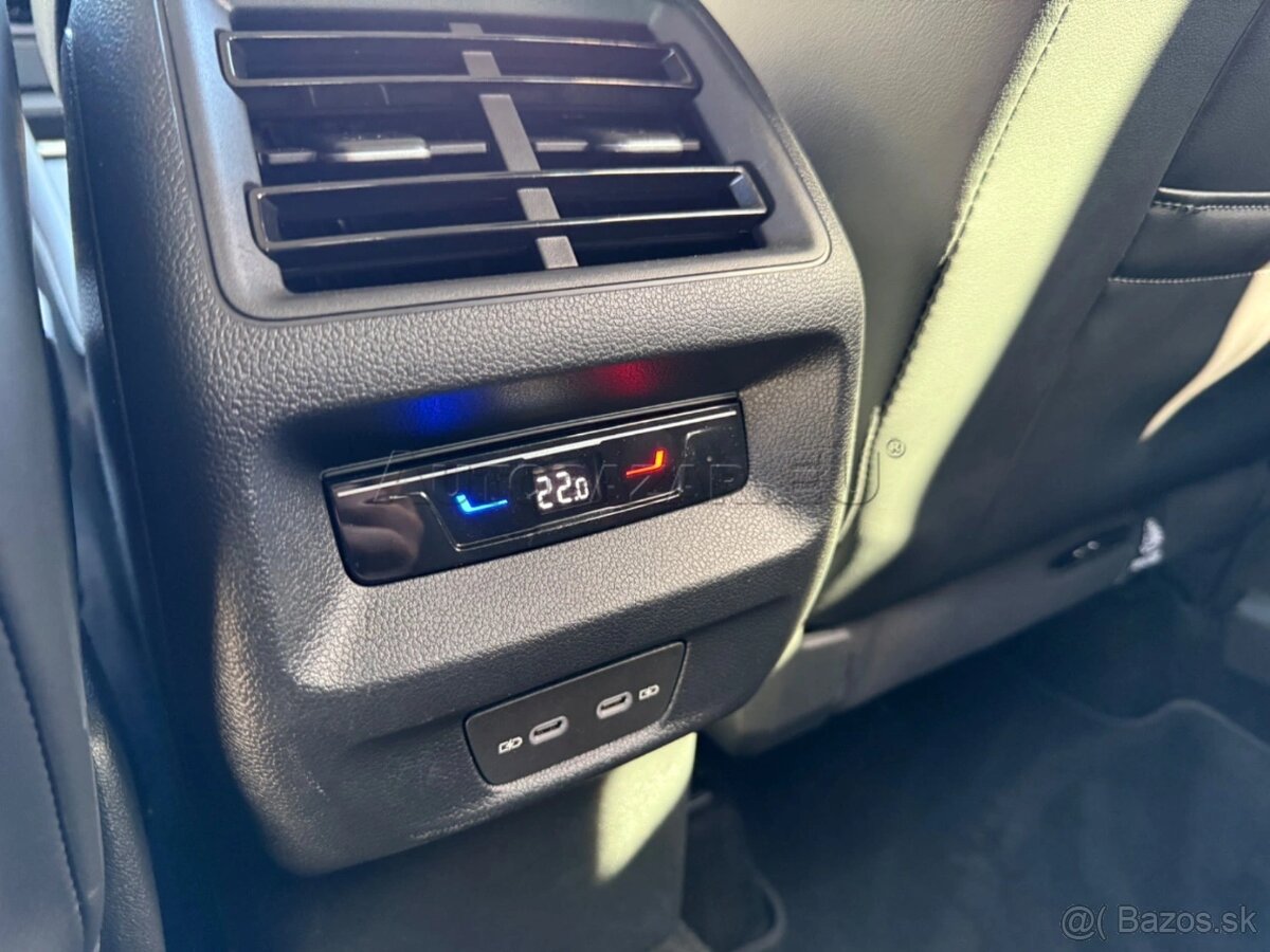 Volkswagen Tiguan - 13