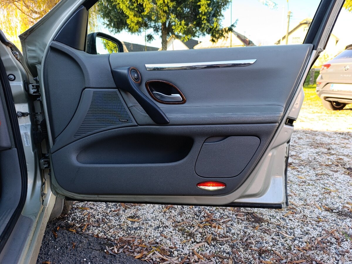 Renault Lagúna 3.0 V6 152kW/207PS LPG Laguna Xenon - 13