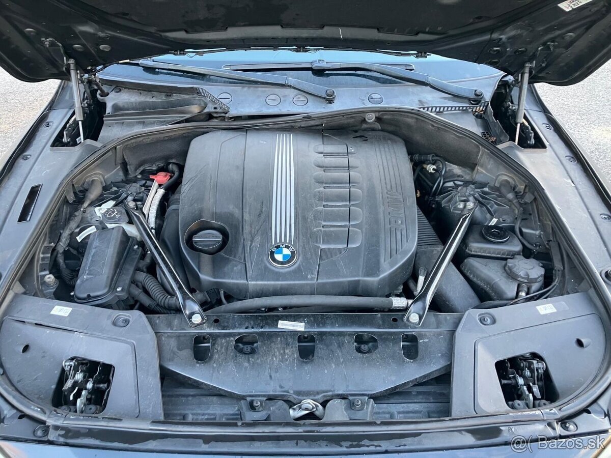 BMW 530D XDRIVE GT - 13