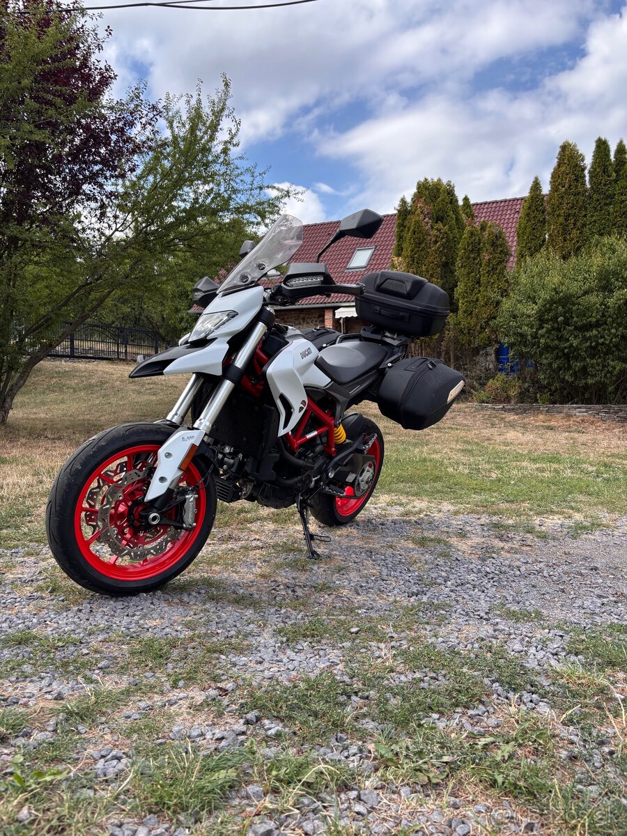 Ducati Hyperstrada 939 - 13