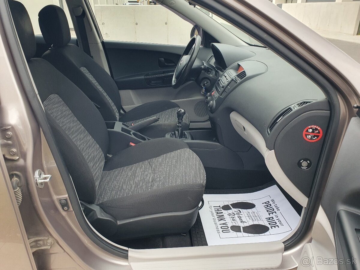 Kia Ceed 1.4 CVVT benzin 77kw - 13