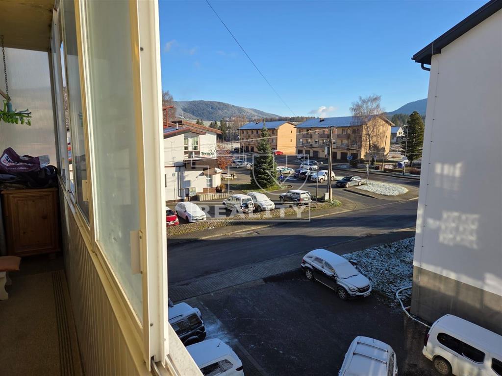 TUreality ponúka na predaj slnečný 3- izbový byt v Zuberci. - 13