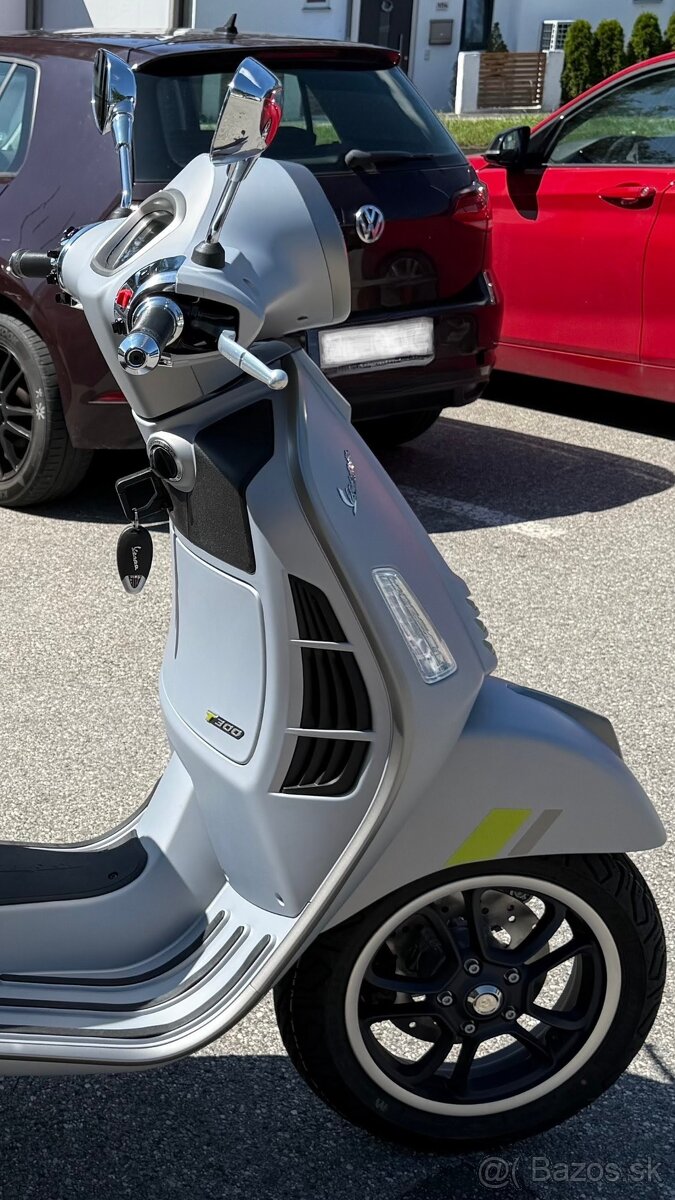 Vespa GTS 300 SuperTech 2025 - 13