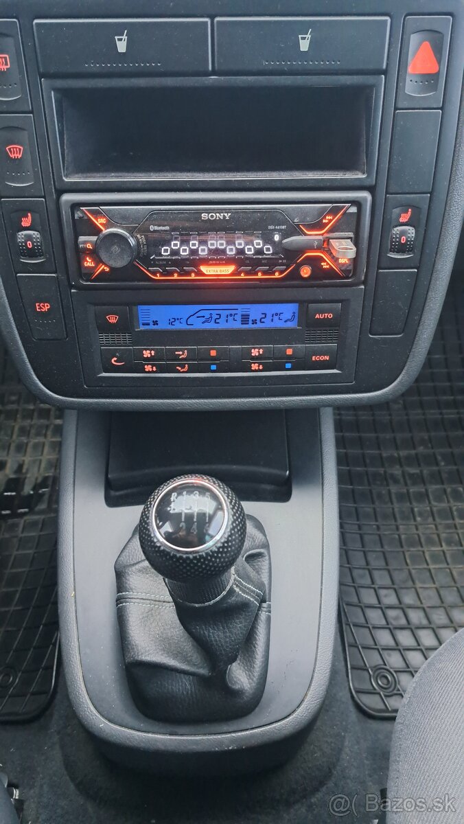 VW Sharan 1,9 TDi 85kW - 13