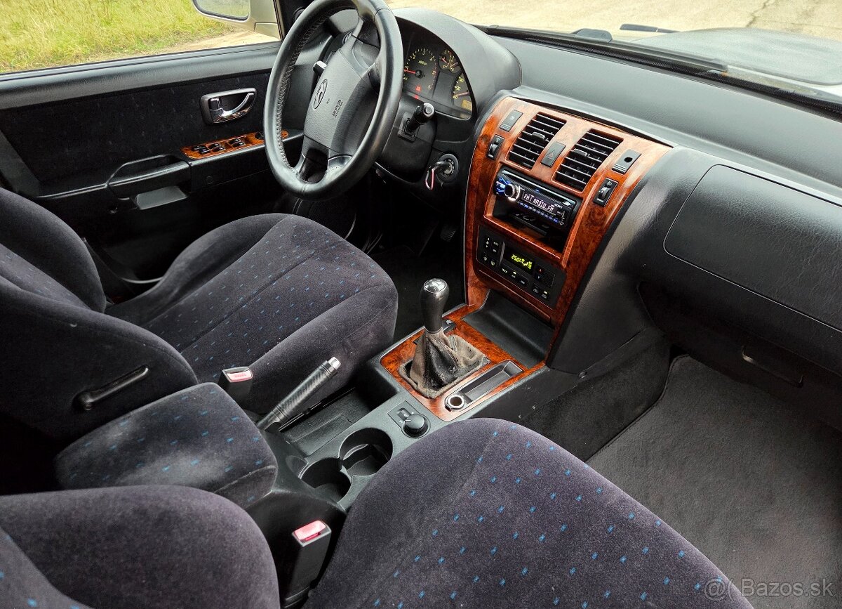 Hyundai Terracan 2.9CRDi - 13