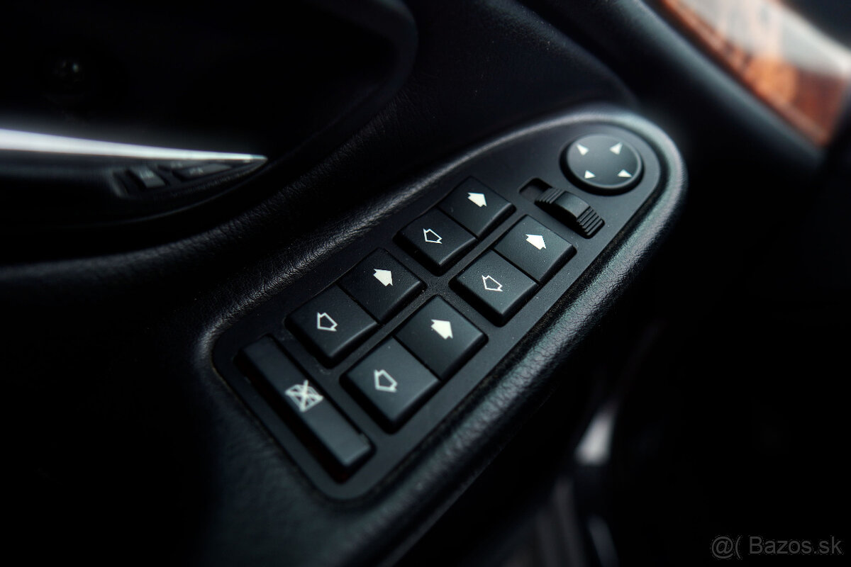 BMW E39 528i Sedan Manuál - 13