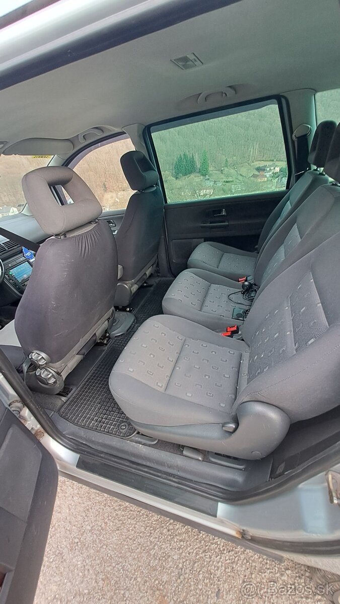 Volkswagen Sharan 1.9 tdi 96kw - 13