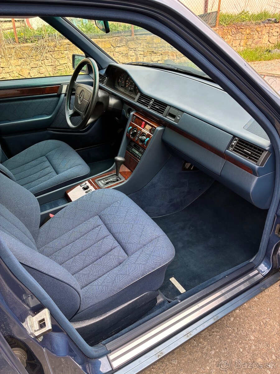 Mercedes E W124 E220, benzin - 13