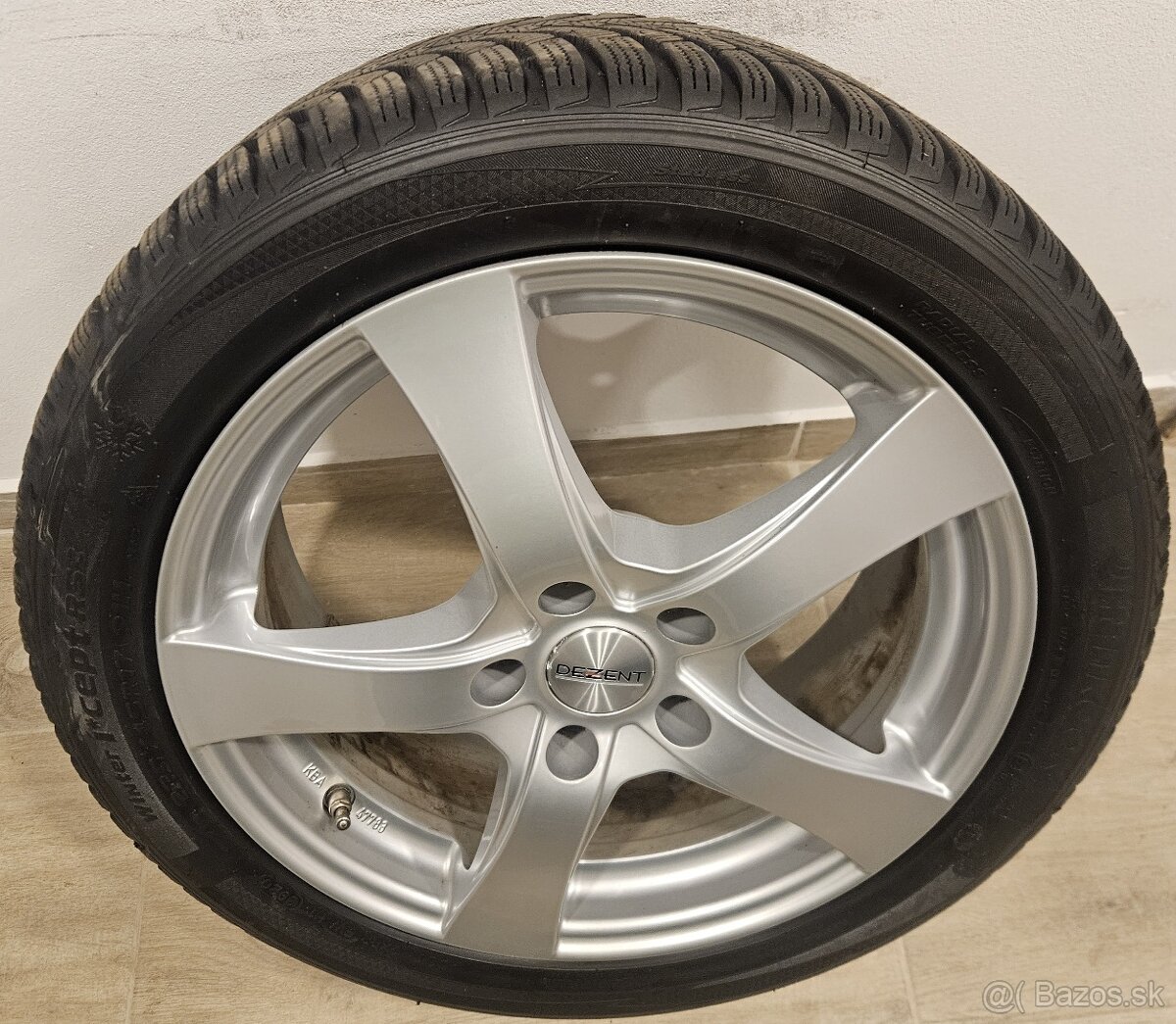 Atraktívna zimná sada Dezent - 5x112 r17 + 225/45 r17 - 13