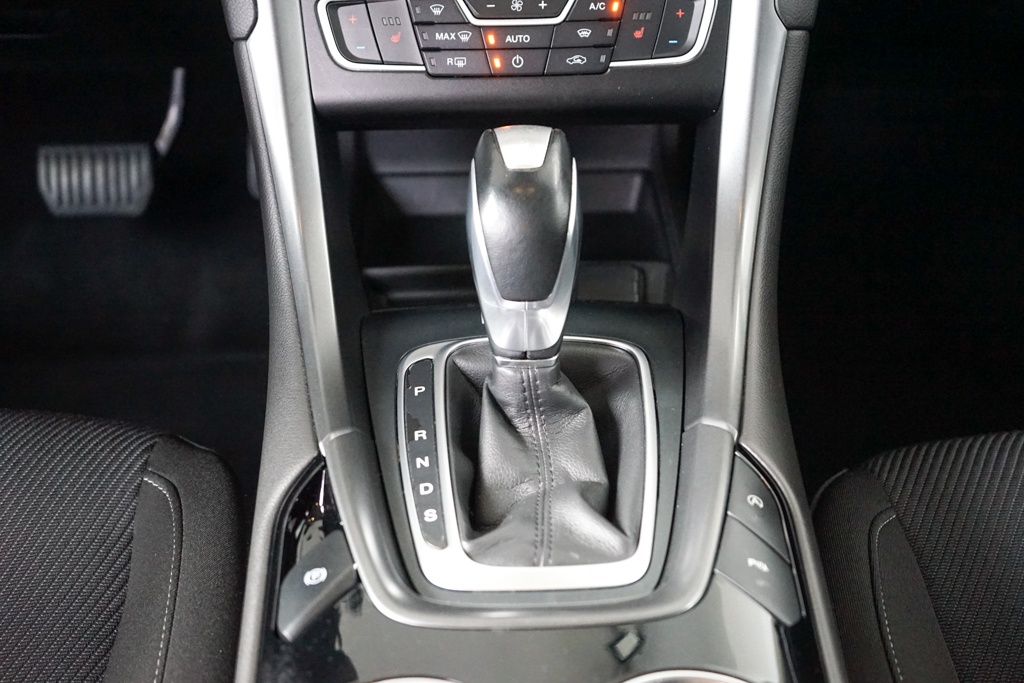 12- Ford, Mondeo, 2015, 2.0 TDCi, 110kw - 13