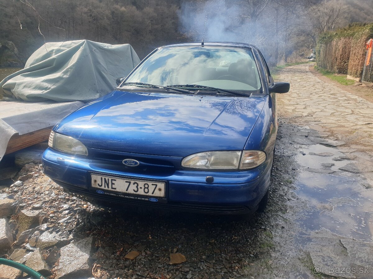 Ford Mondeo mk1 1.8 benzín - 13