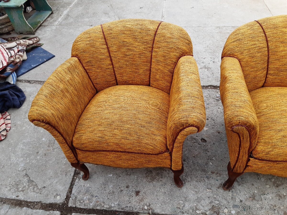 predám gauč a kreslá, taburetky - 13